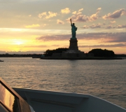 pa.StatuewithWindow