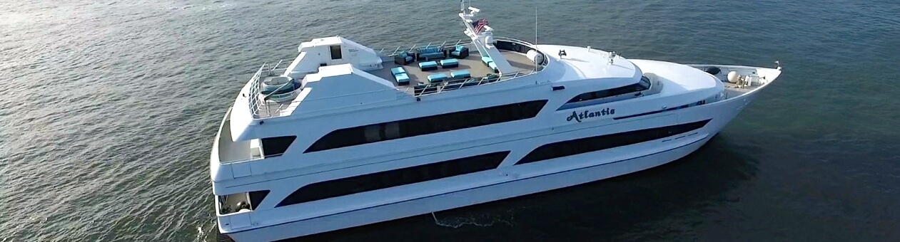 Atlantis Yacht Exterior